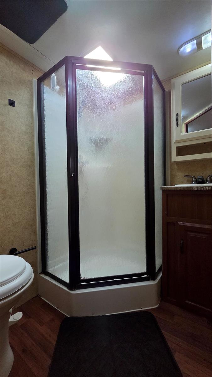 YOGI BEARS JELLYSTONE PARK CONDO - Land