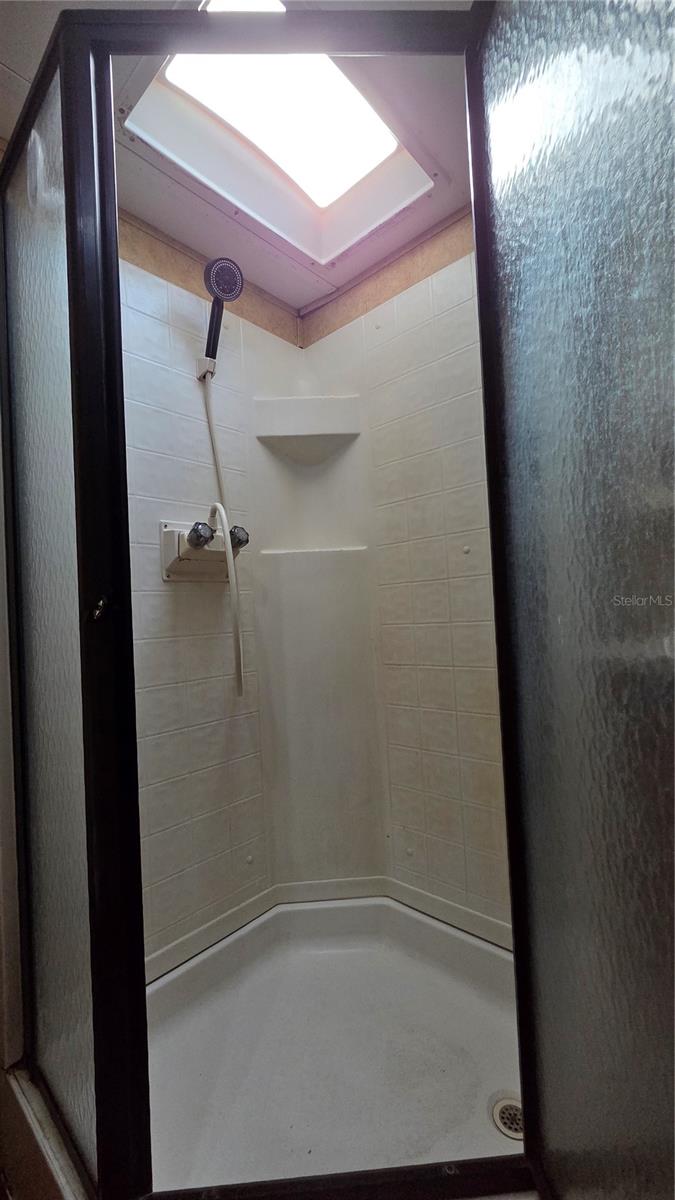 YOGI BEARS JELLYSTONE PARK CONDO - Land