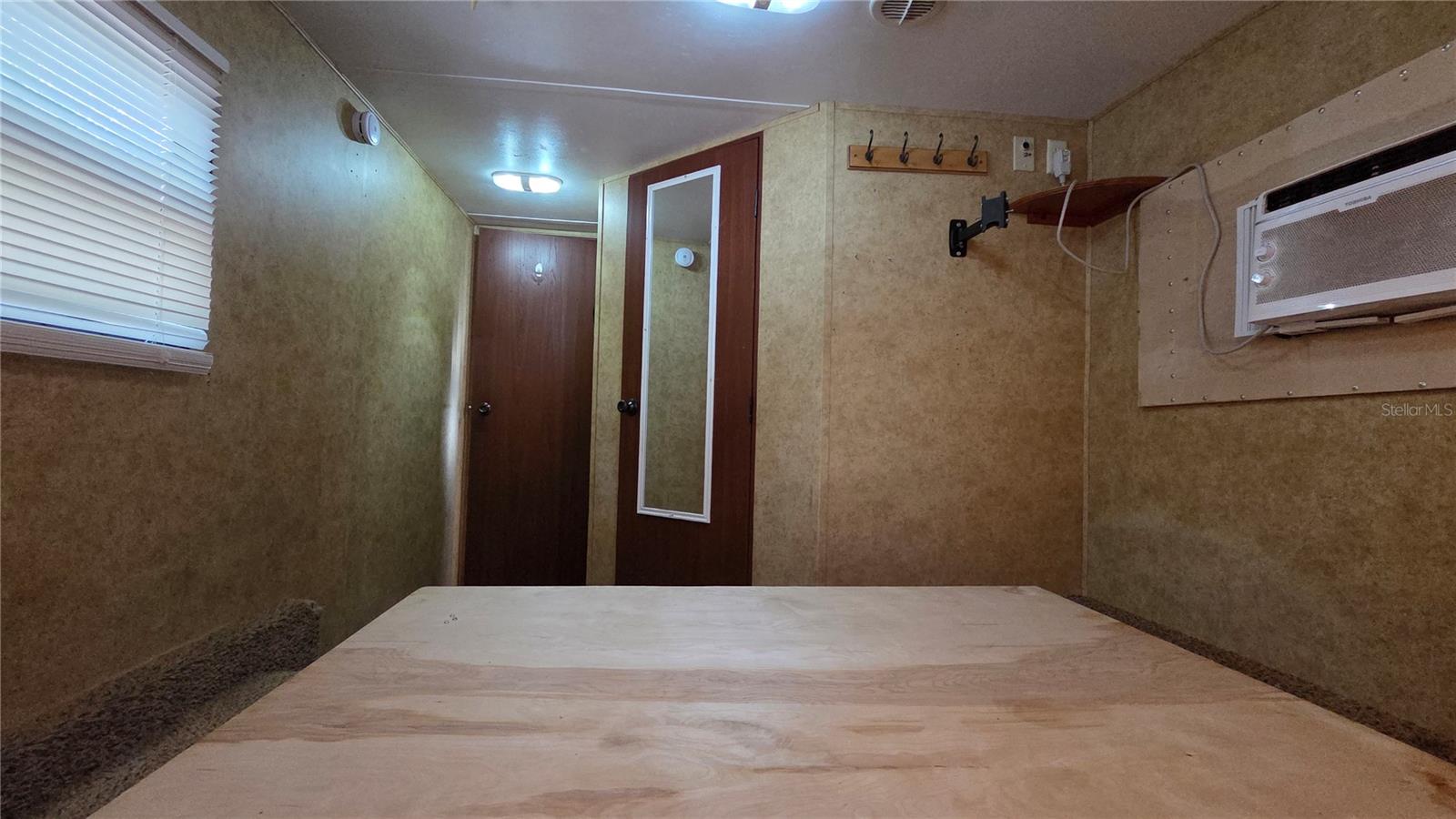 YOGI BEARS JELLYSTONE PARK CONDO - Land