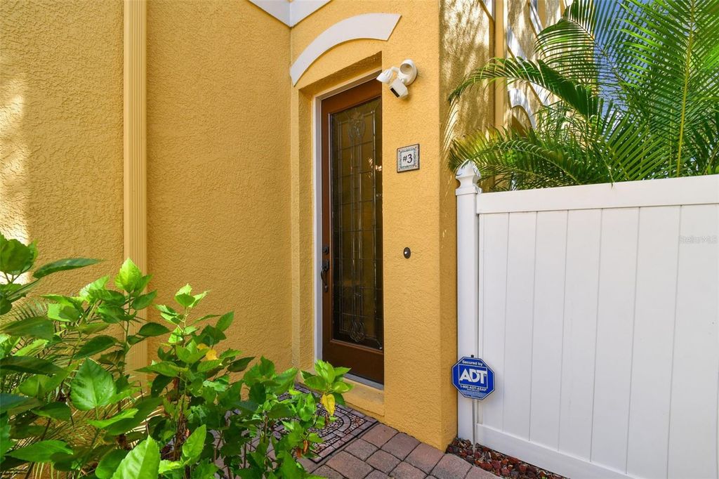 Photo of 116 S Fremont Avenue #3, Tampa, FL 33606 (MLS # TB8433390)