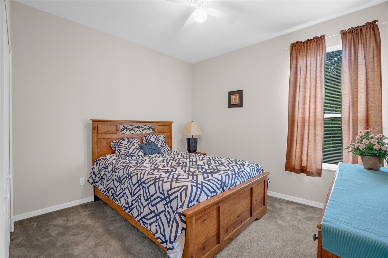 DELTONA LAKES - Residential