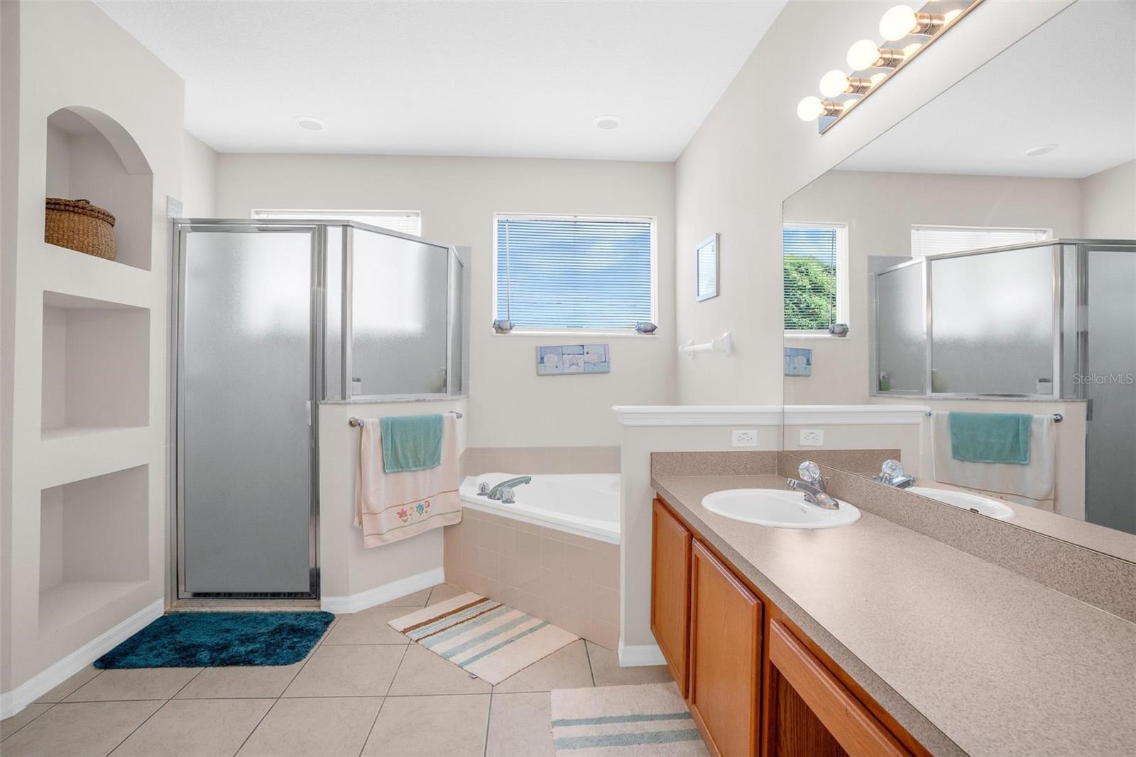 DELTONA LAKES - Residential