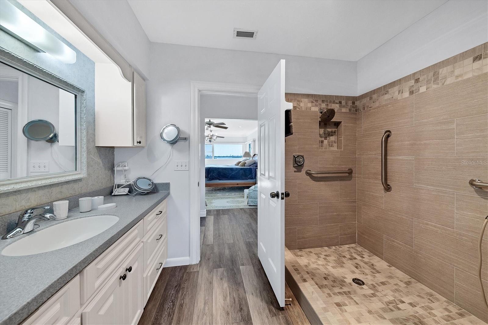 CAPE HAZE - Residential