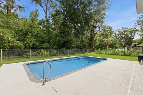 Tiny photo for 3015 SE 40th Street, Ocala, FL 34480 (MLS # OM725348)