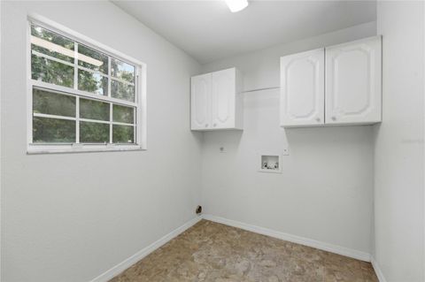 Tiny photo for 3015 SE 40th Street, Ocala, FL 34480 (MLS # OM725348)