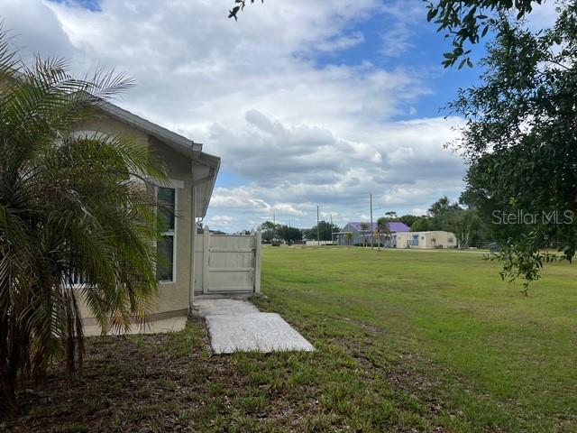 4125 HAMPSHIRE VILLAGE COURT