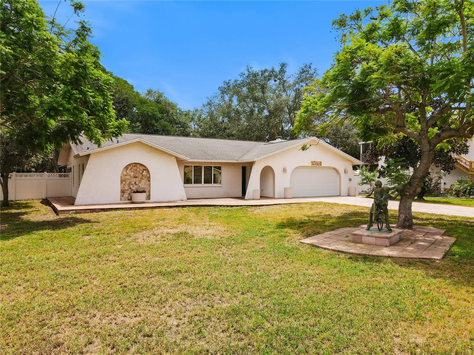 1601 GULF ROAD