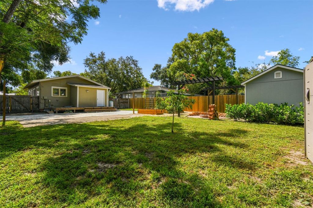 Photo of 6008 N Branch Avenue, Tampa, FL 33604 (MLS # TB8407989)