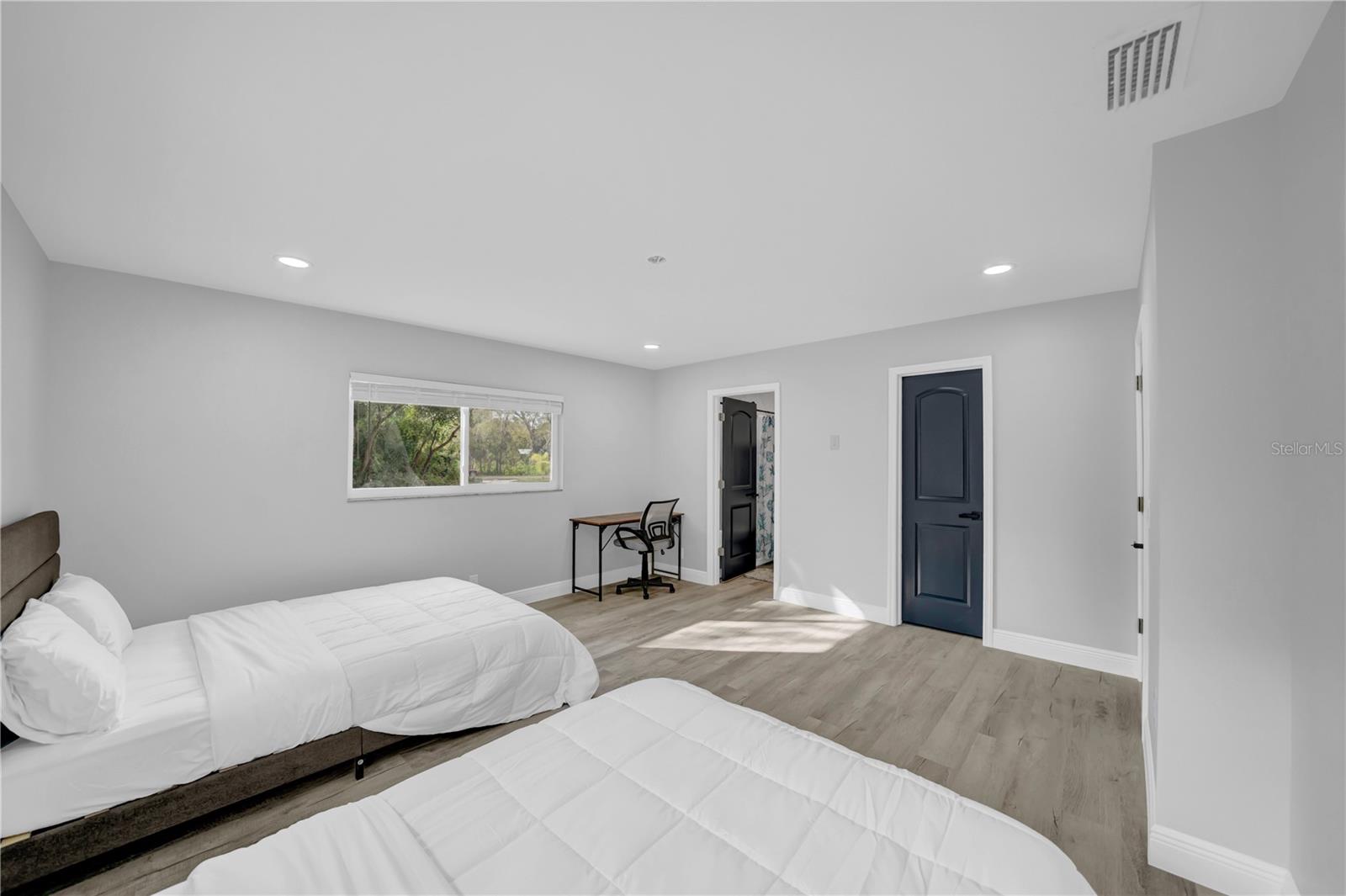 EAST NORTH TAMPA - Residential