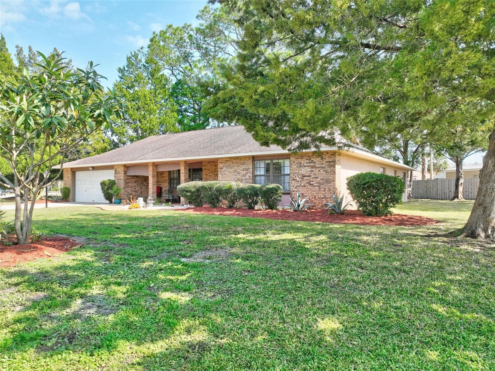 23 BROOKSIDE LANE