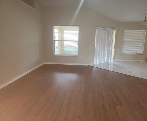 Tiny photo for 4650 NE 16th Place, Ocala, FL 34470 (MLS # OM728145)