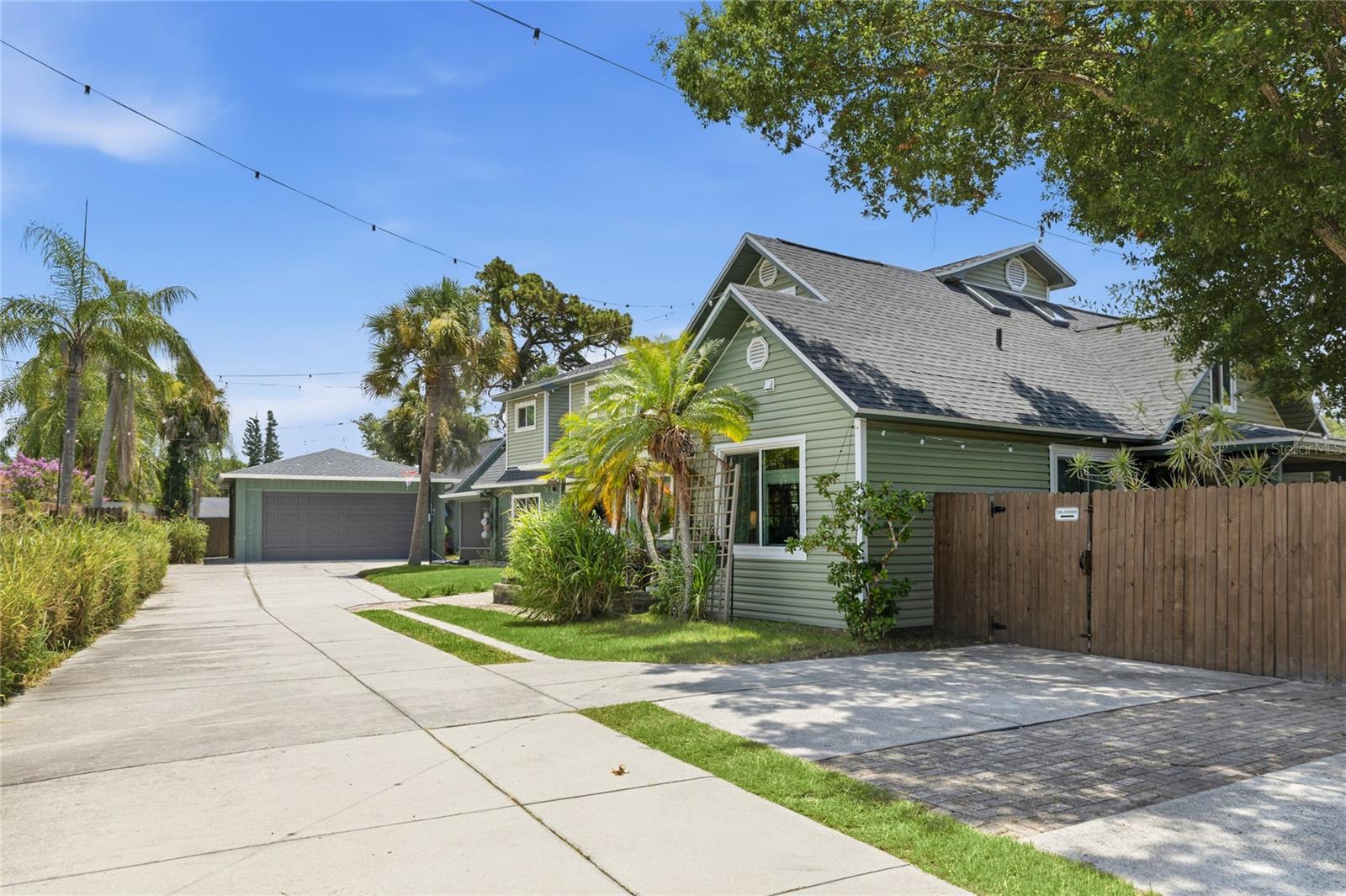405 BAY POINT AVENUE