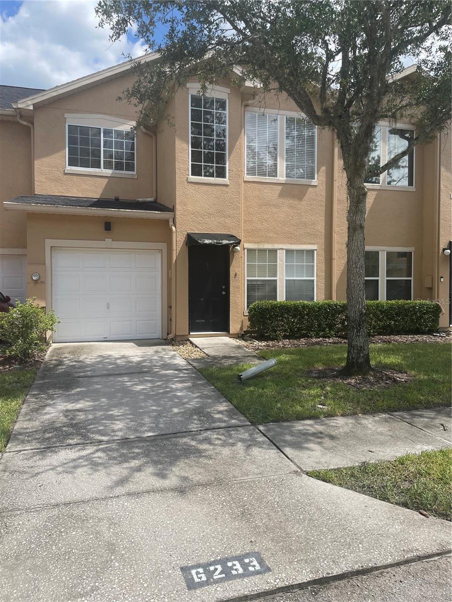 Photo of 6233 Ashbury Palms Drive, Tampa, FL 33647 (MLS # TB8536021)