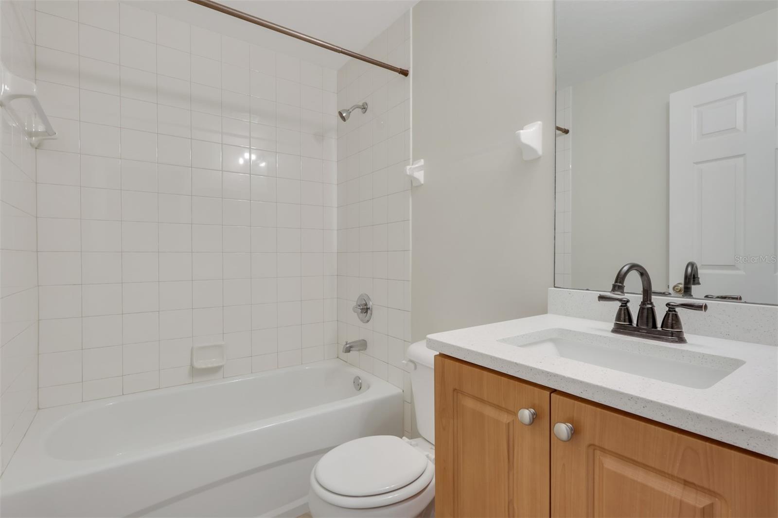 ENCLAVE/COLLEGE POINTE - Residential Lease