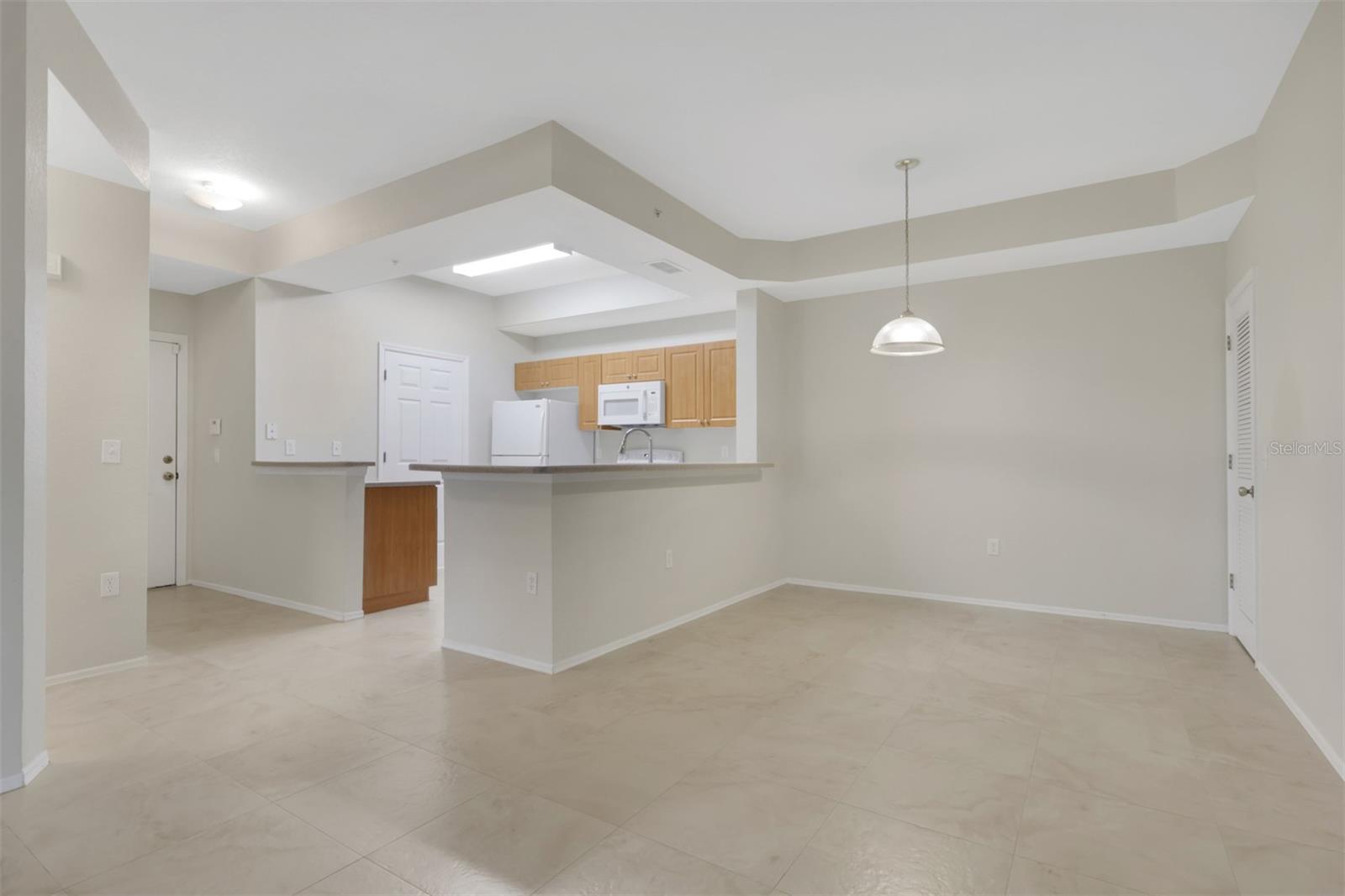 ENCLAVE/COLLEGE POINTE - Residential Lease