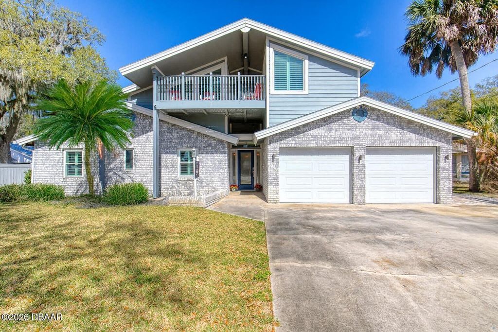 Photo of 1127 Indigo Road, Ormond Beach, FL 32174 (MLS # V4947628)