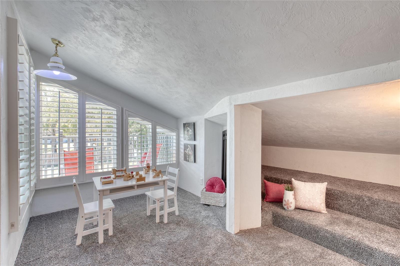 TOMOKA ESTATES UNIT 04 - Residential