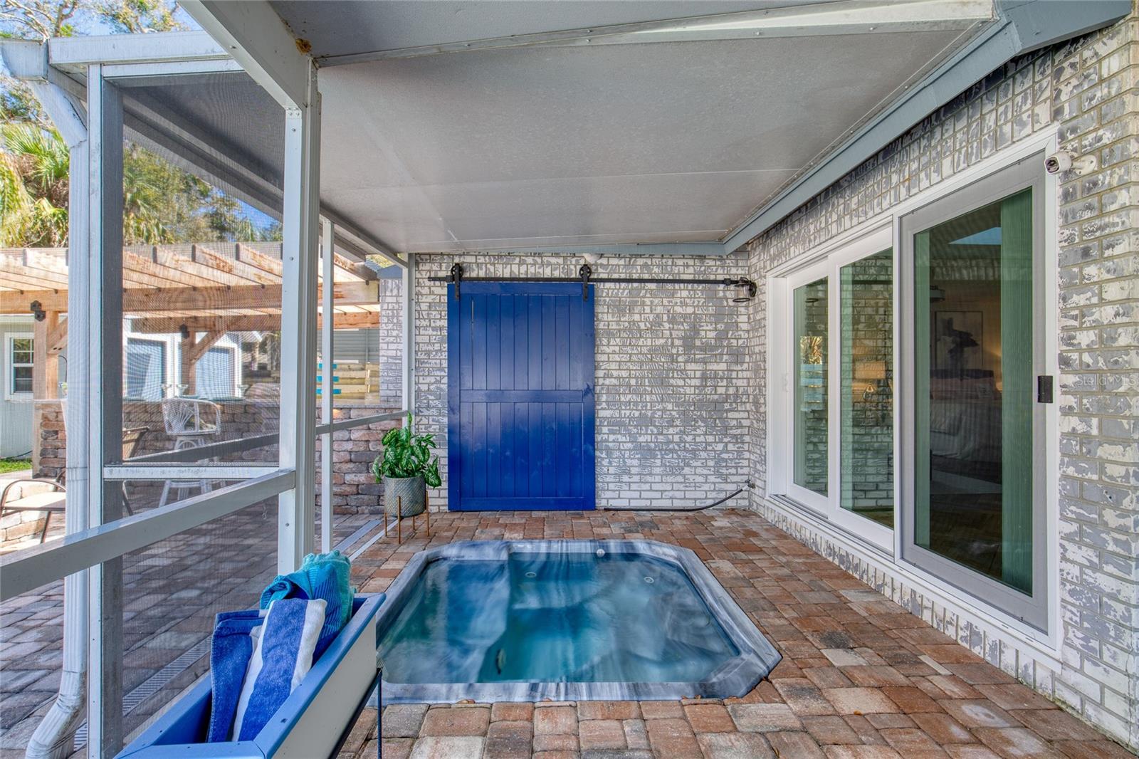 TOMOKA ESTATES UNIT 04 - Residential