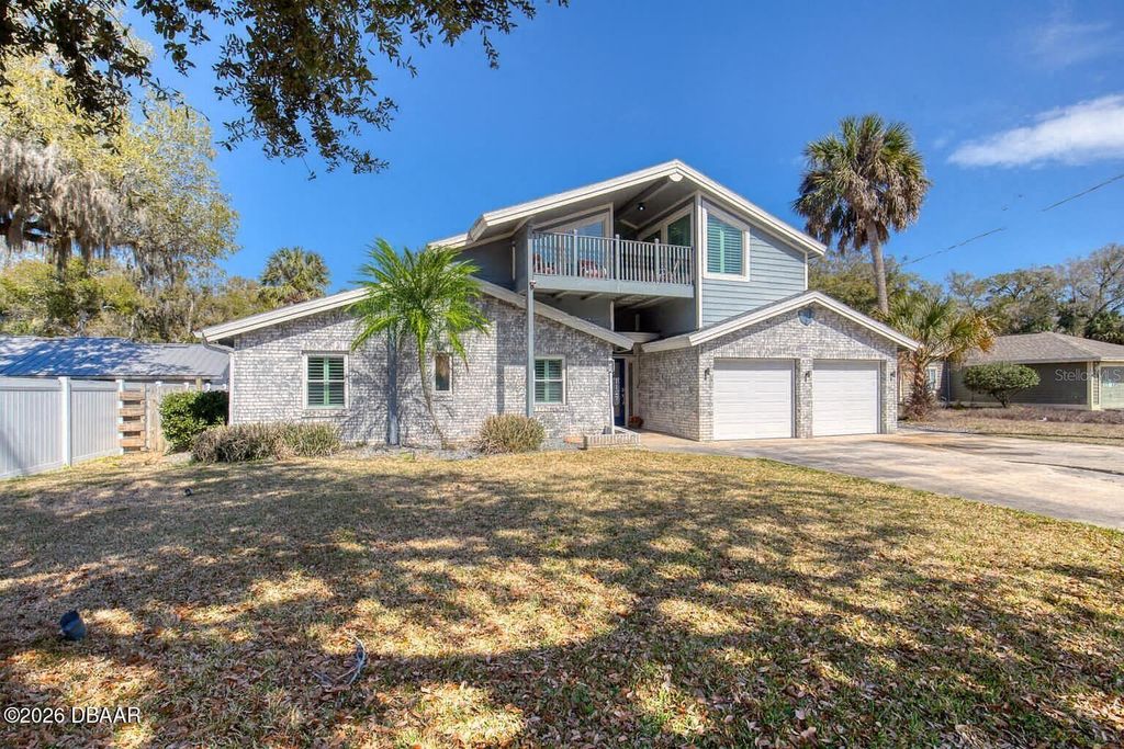 Photo of 1127 Indigo Road, Ormond Beach, FL 32174 (MLS # V4947628)