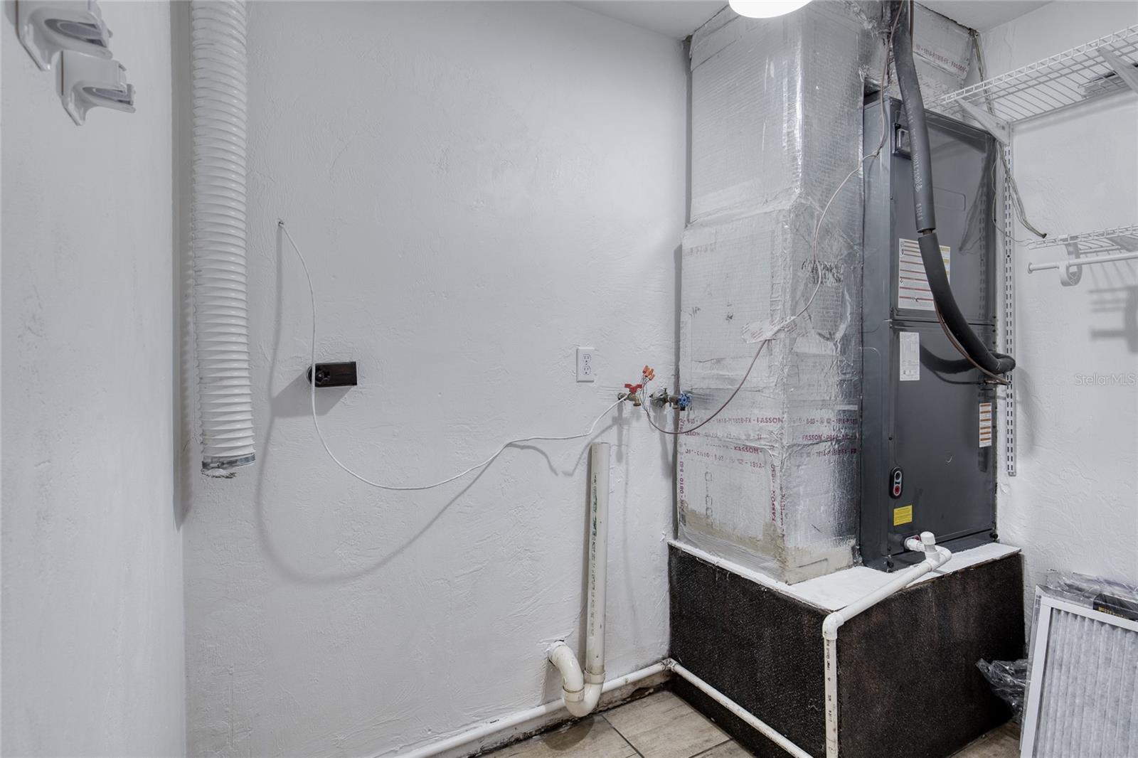 TOMOKA ESTATES UNIT 04 - Residential