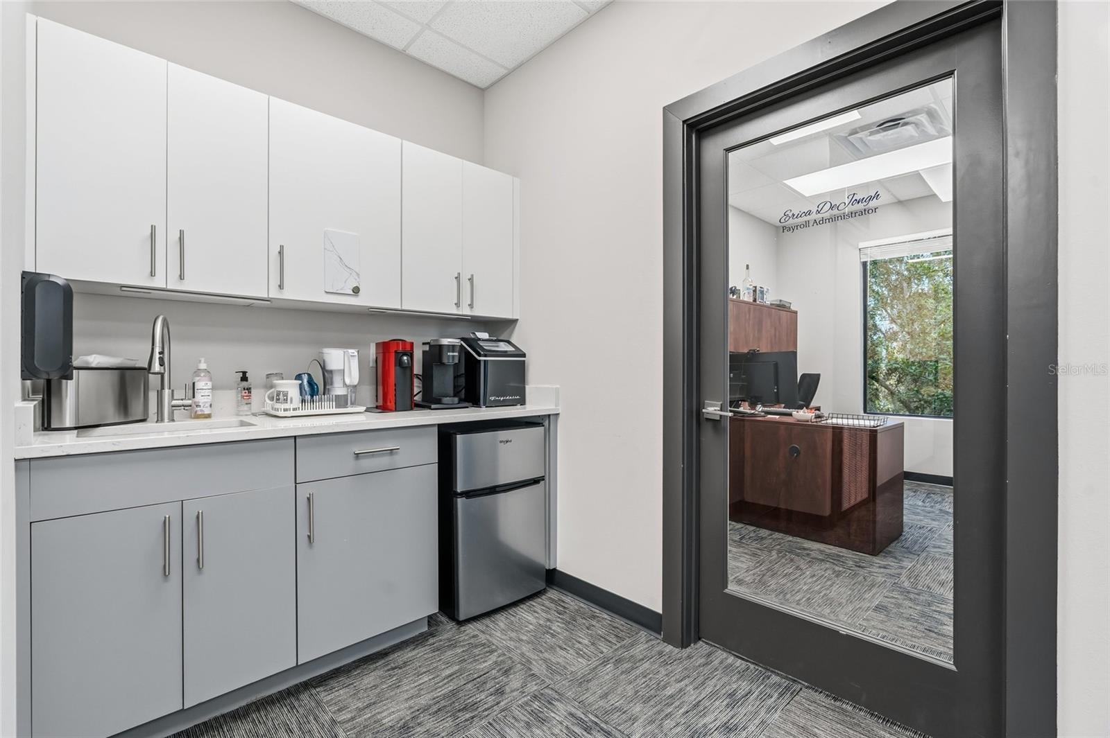 SMART OFFICE LAKE MARY - Commercial Sale