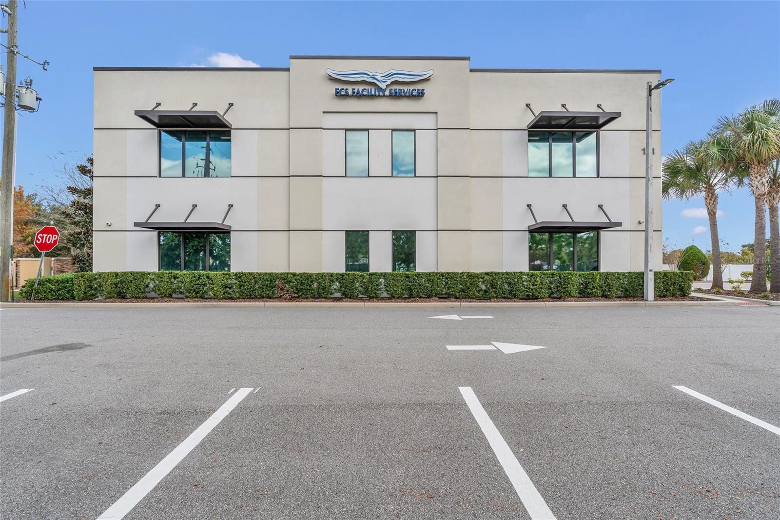 131 S COUNTRY CLUB ROAD