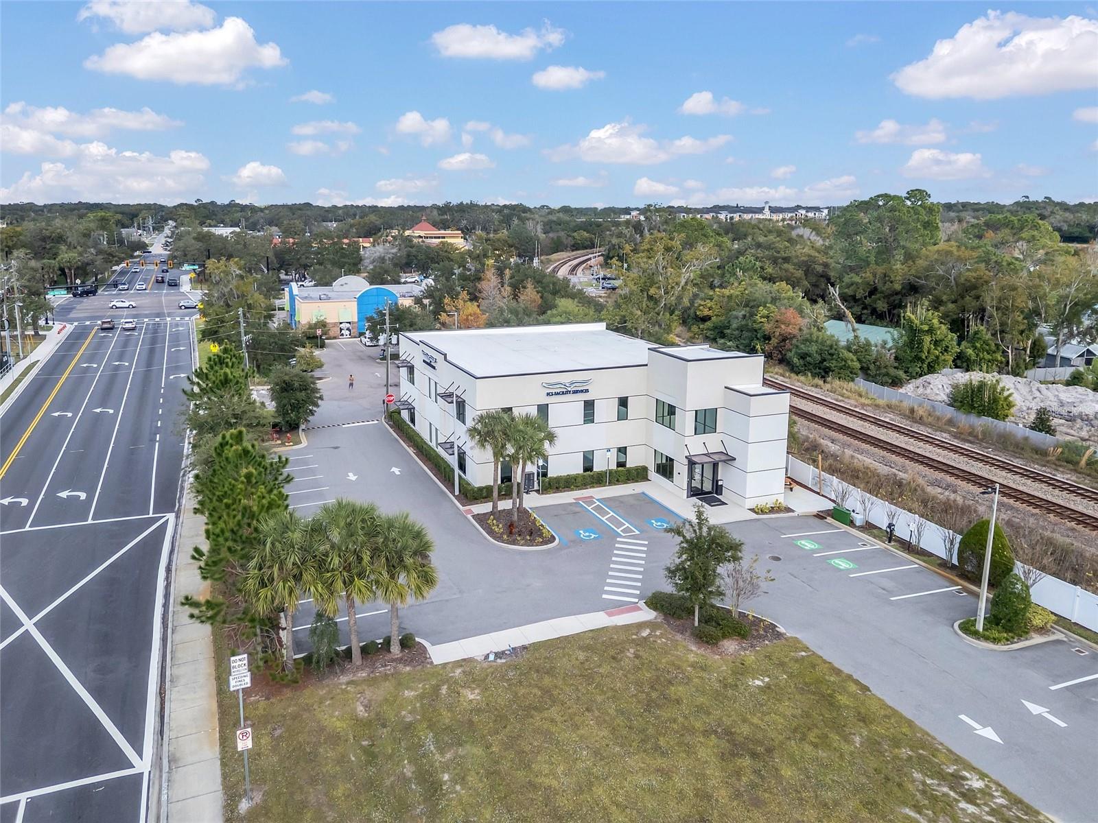 131 S COUNTRY CLUB ROAD