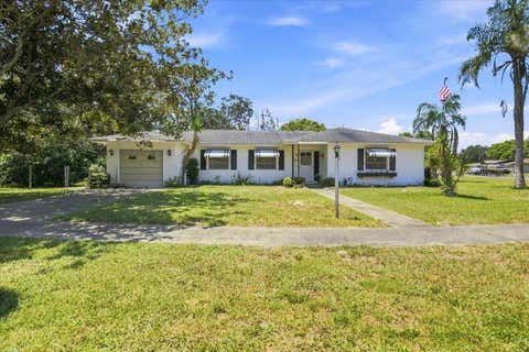 Photo of 7222 Holiday Drive, Spring Hill, FL 34606 (MLS # TB8540858)