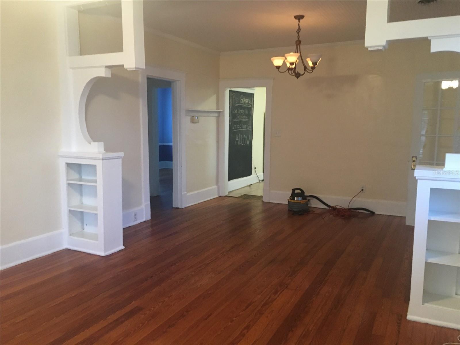 BENTWOOD - Residential Lease