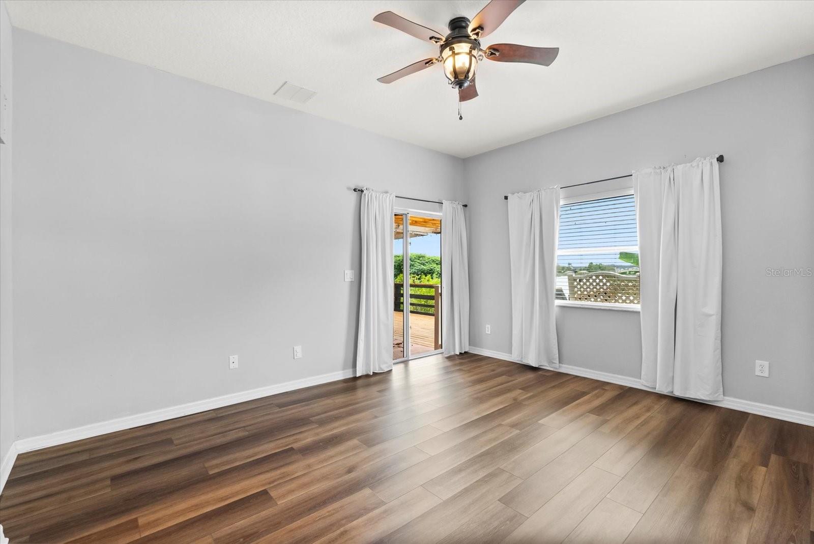 TAVARES PINES AT LAKE SAUNDERS PH 02 - Residential