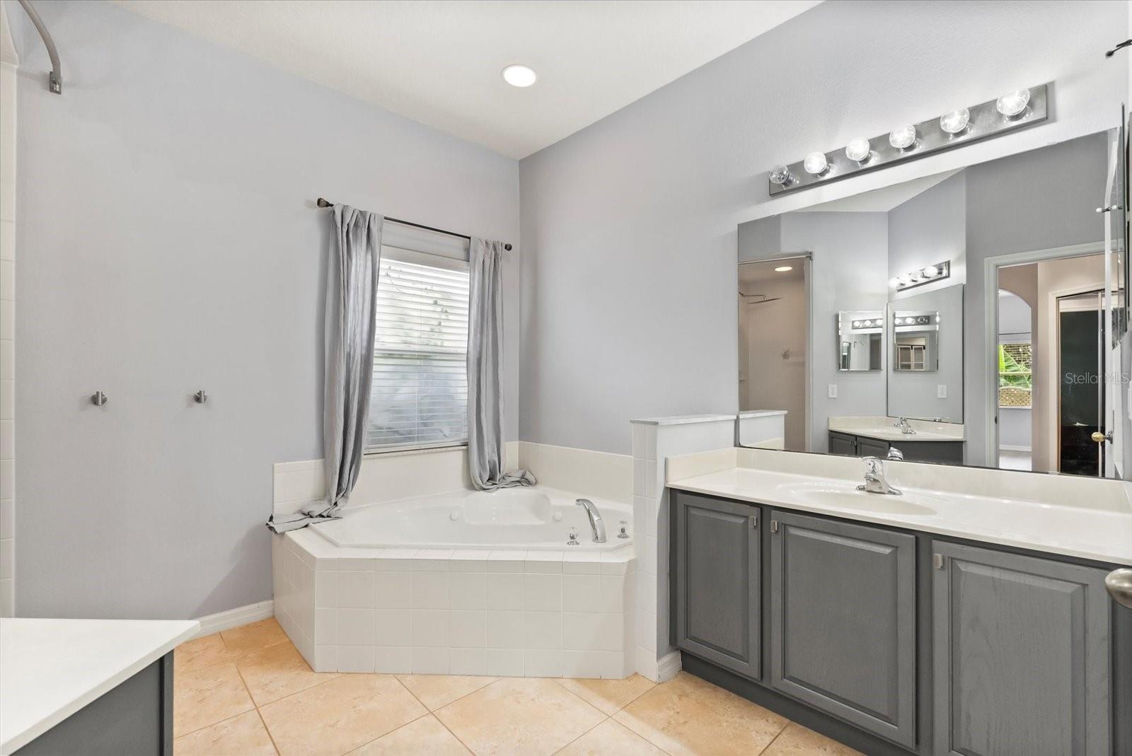 TAVARES PINES AT LAKE SAUNDERS PH 02 - Residential