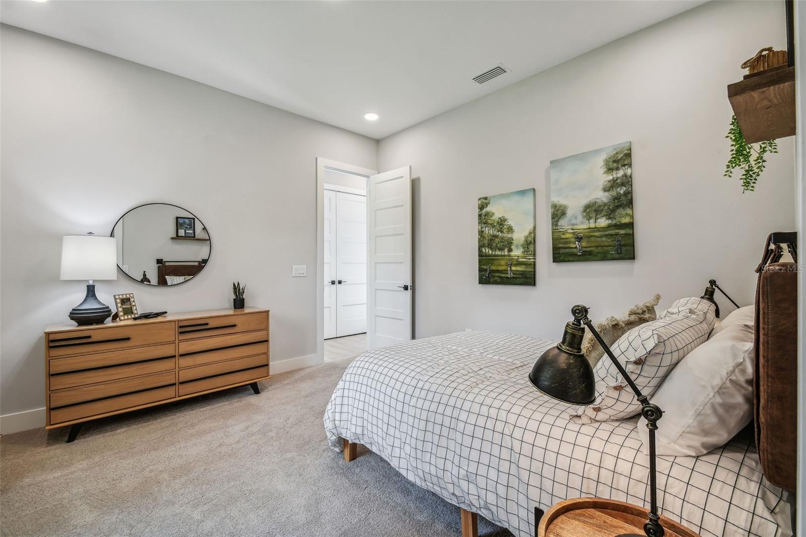 SOUTHERN HILLS PLANTATION - Residential