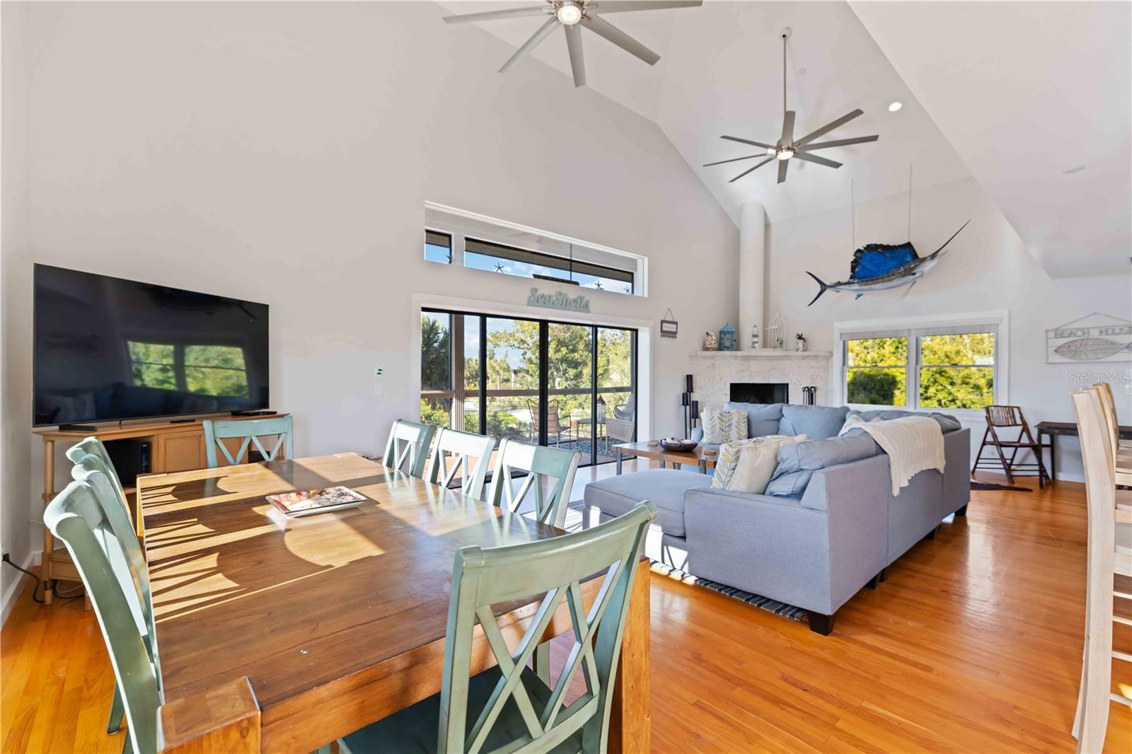 PALM ISLAND ESTS - Residential