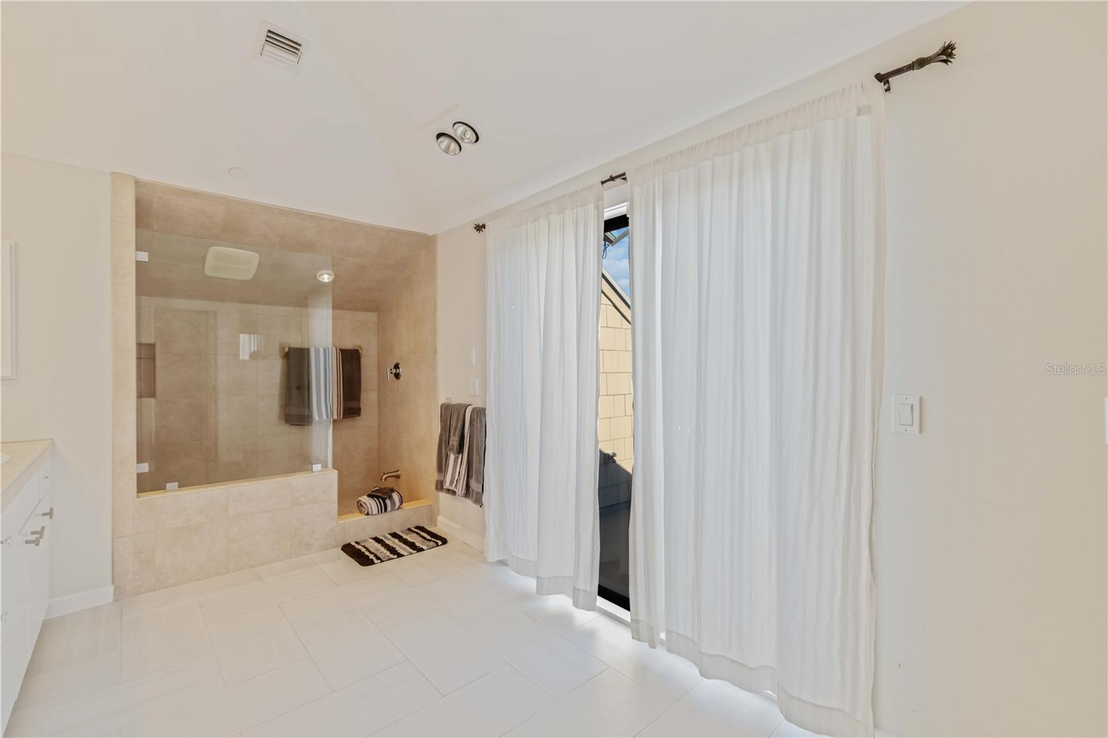 PALM ISLAND ESTS - Residential