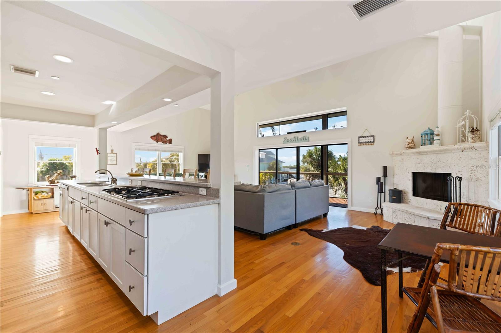 PALM ISLAND ESTS - Residential