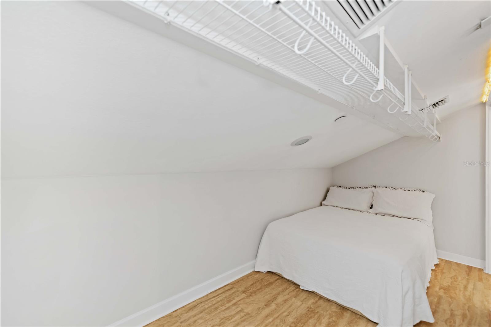 PALM ISLAND ESTS - Residential