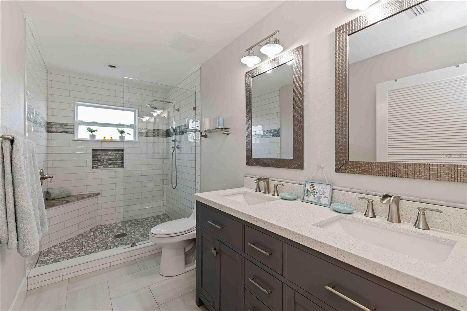 PALM ISLAND ESTS - Residential