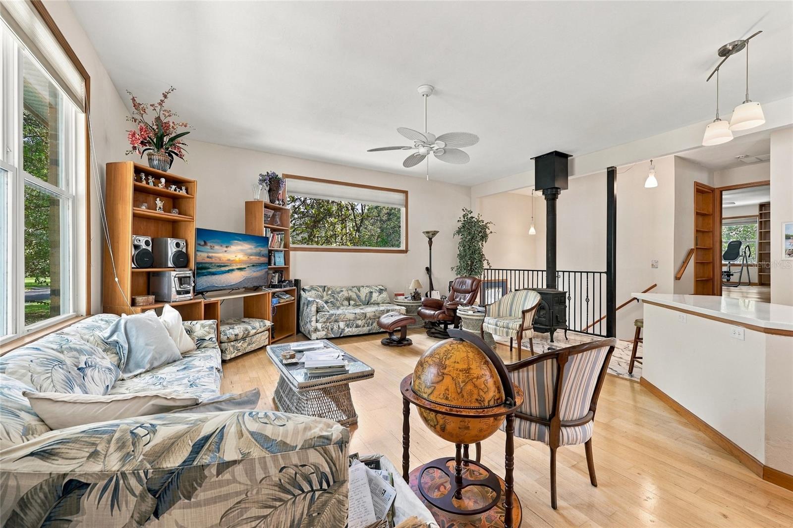 406 NW 28TH TERRACE