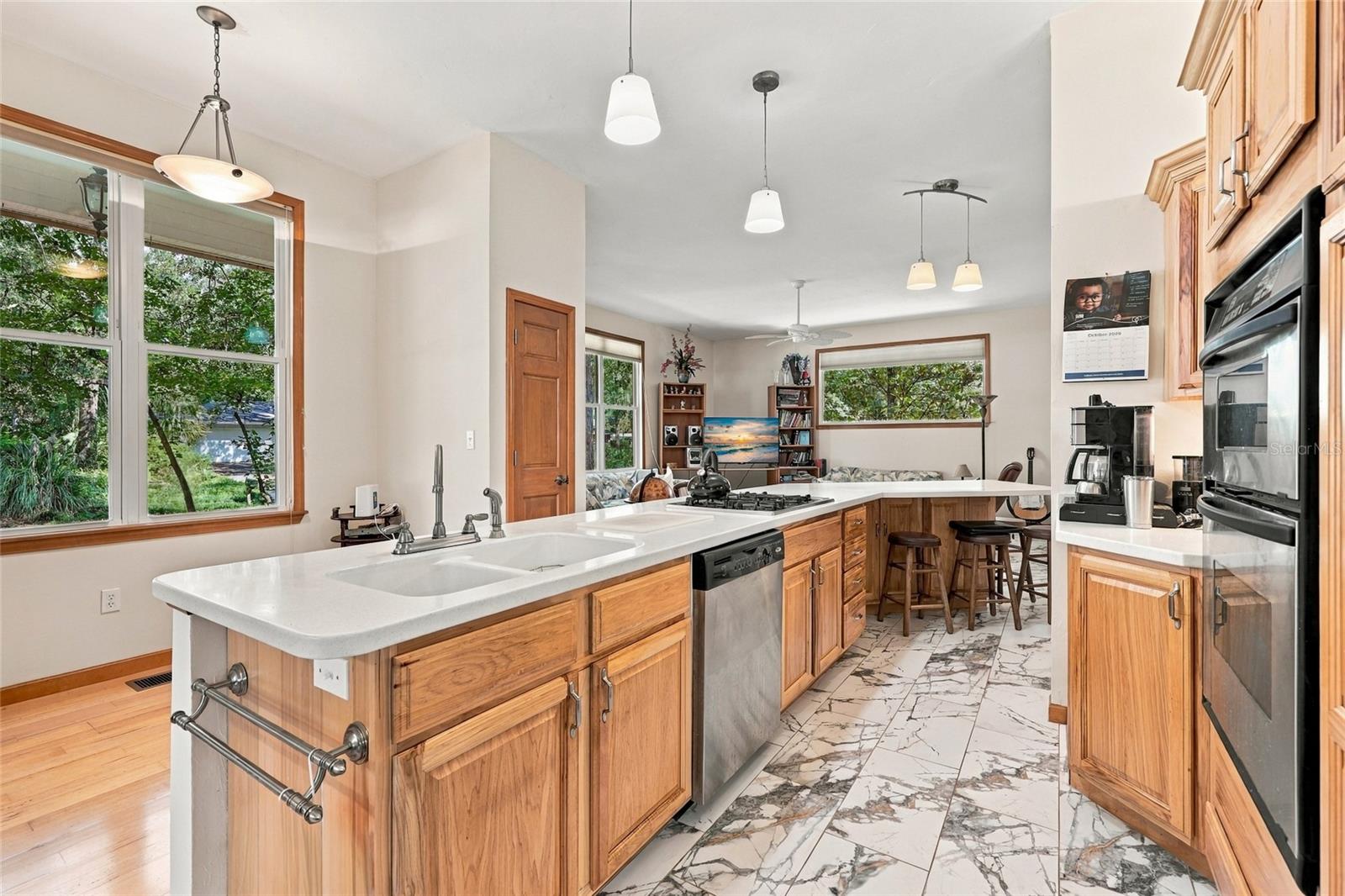 406 NW 28TH TERRACE