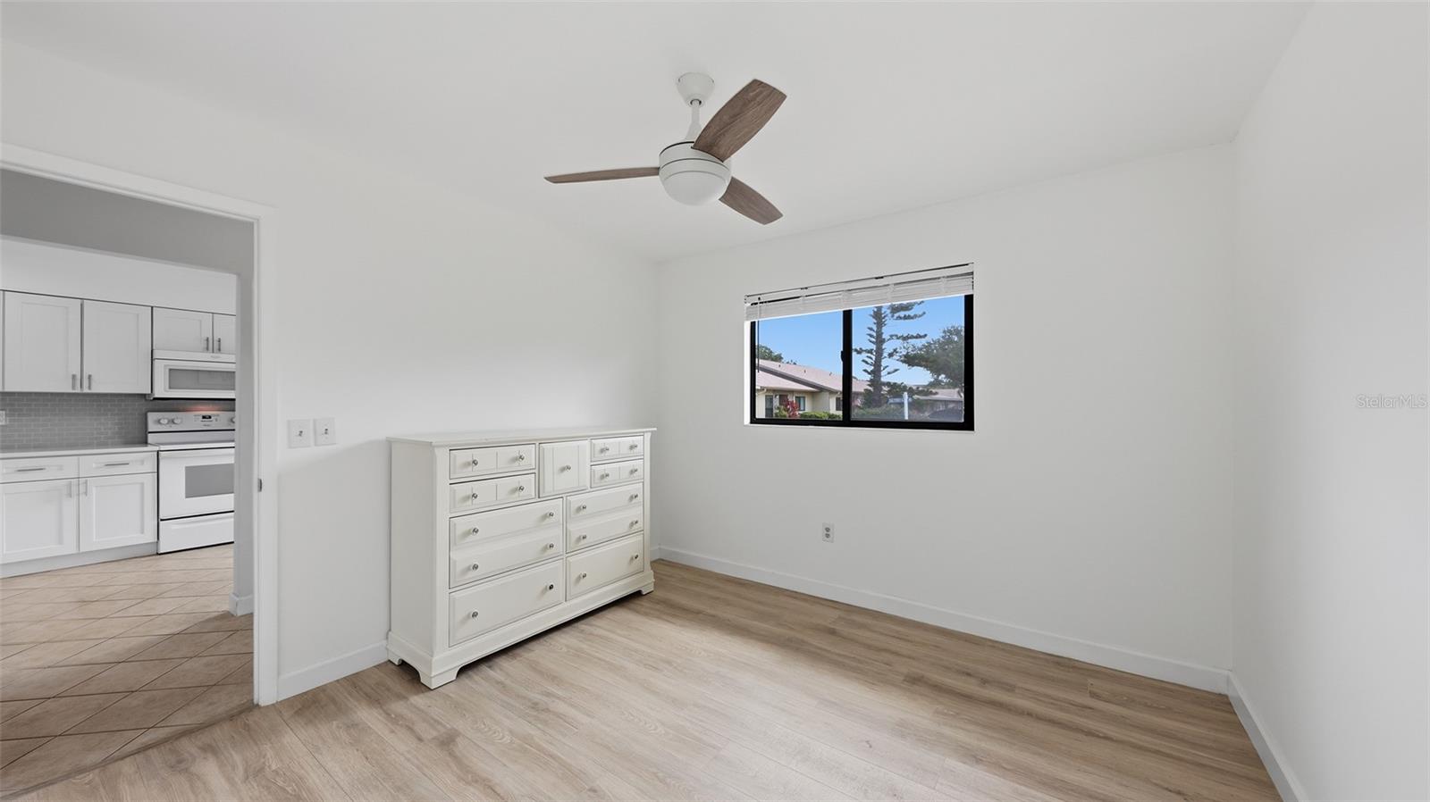 HUNTINGTON WOODS PH II - Residential