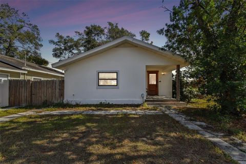 A home in TAMPA