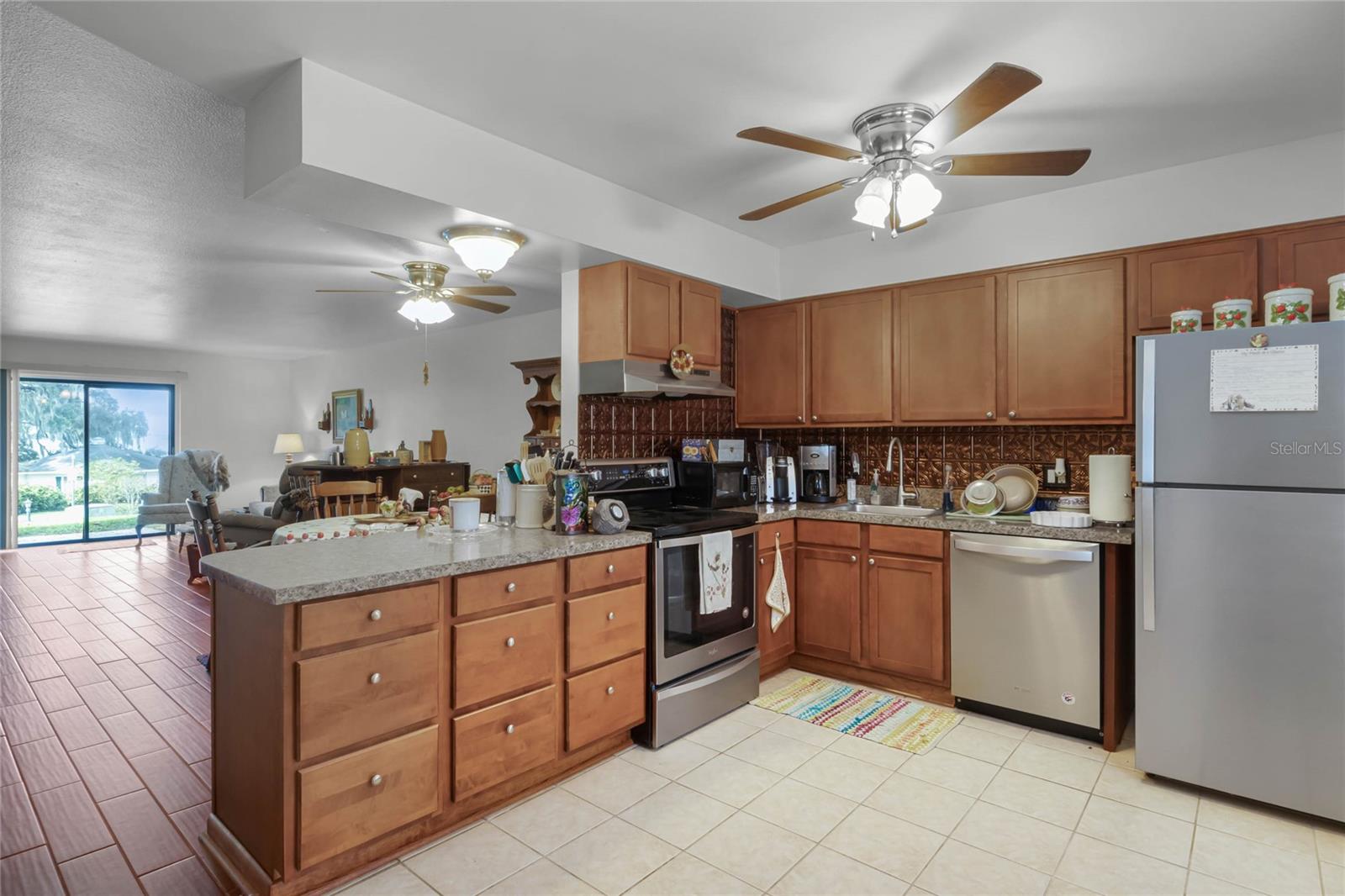 MOUNT DORA TOPKINS BLKS 06 & 07 - Residential Income