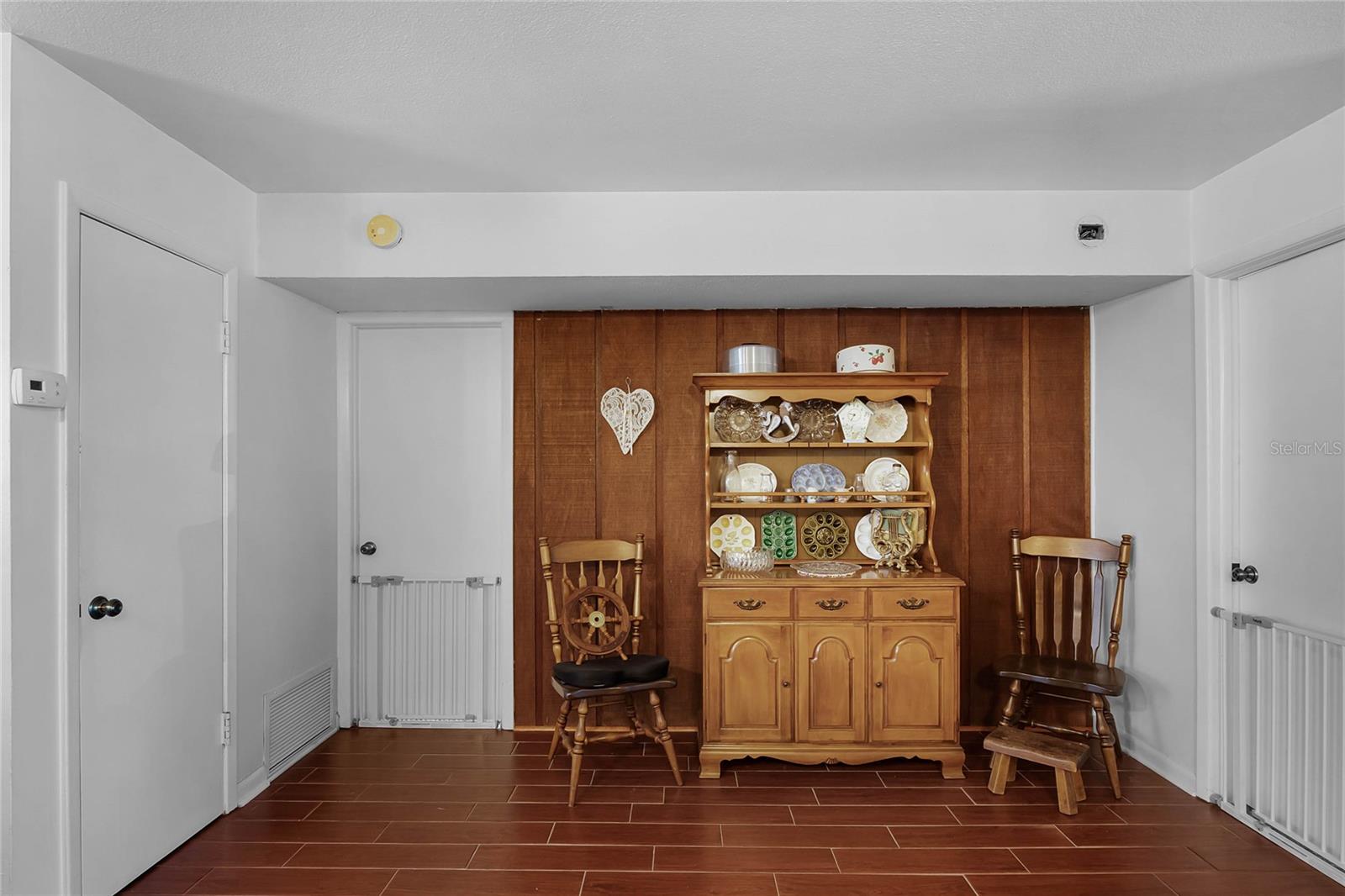 MOUNT DORA TOPKINS BLKS 06 & 07 - Residential Income