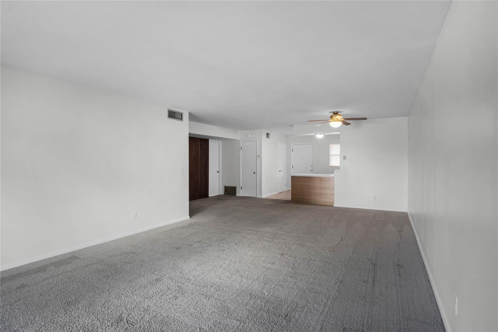 MOUNT DORA TOPKINS BLKS 06 & 07 - Residential Income