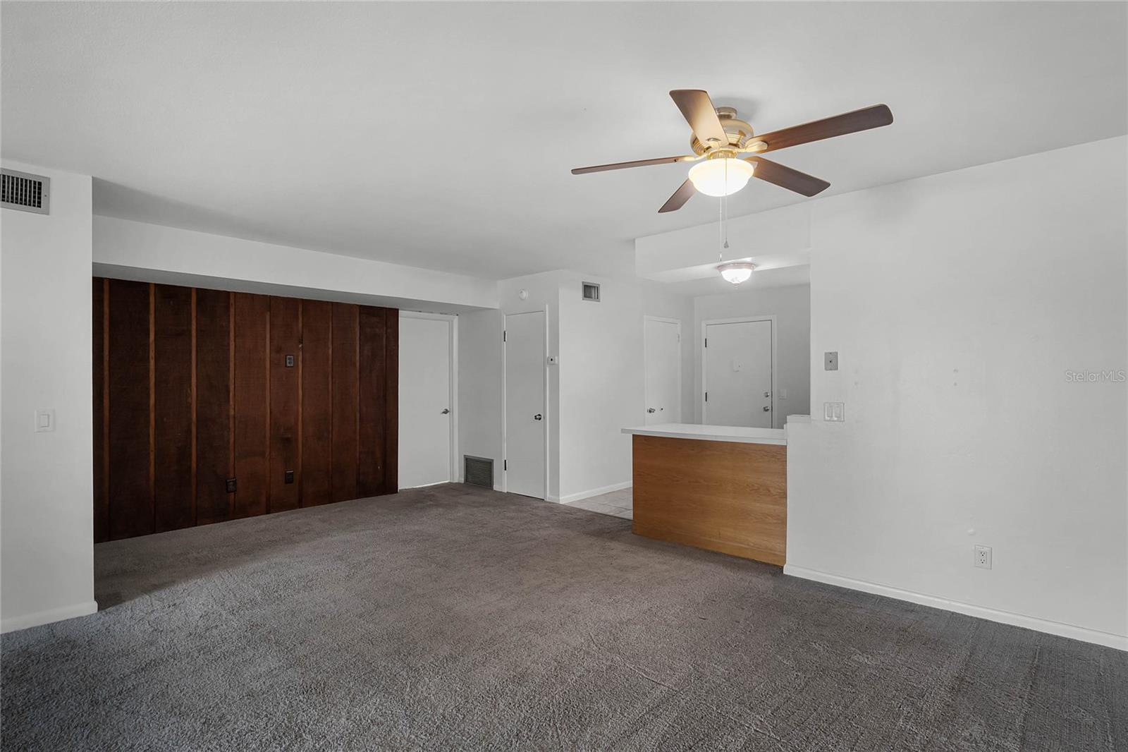 MOUNT DORA TOPKINS BLKS 06 & 07 - Residential Income