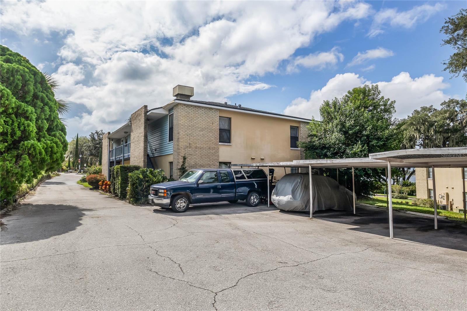 MOUNT DORA TOPKINS BLKS 06 & 07 - Residential Income