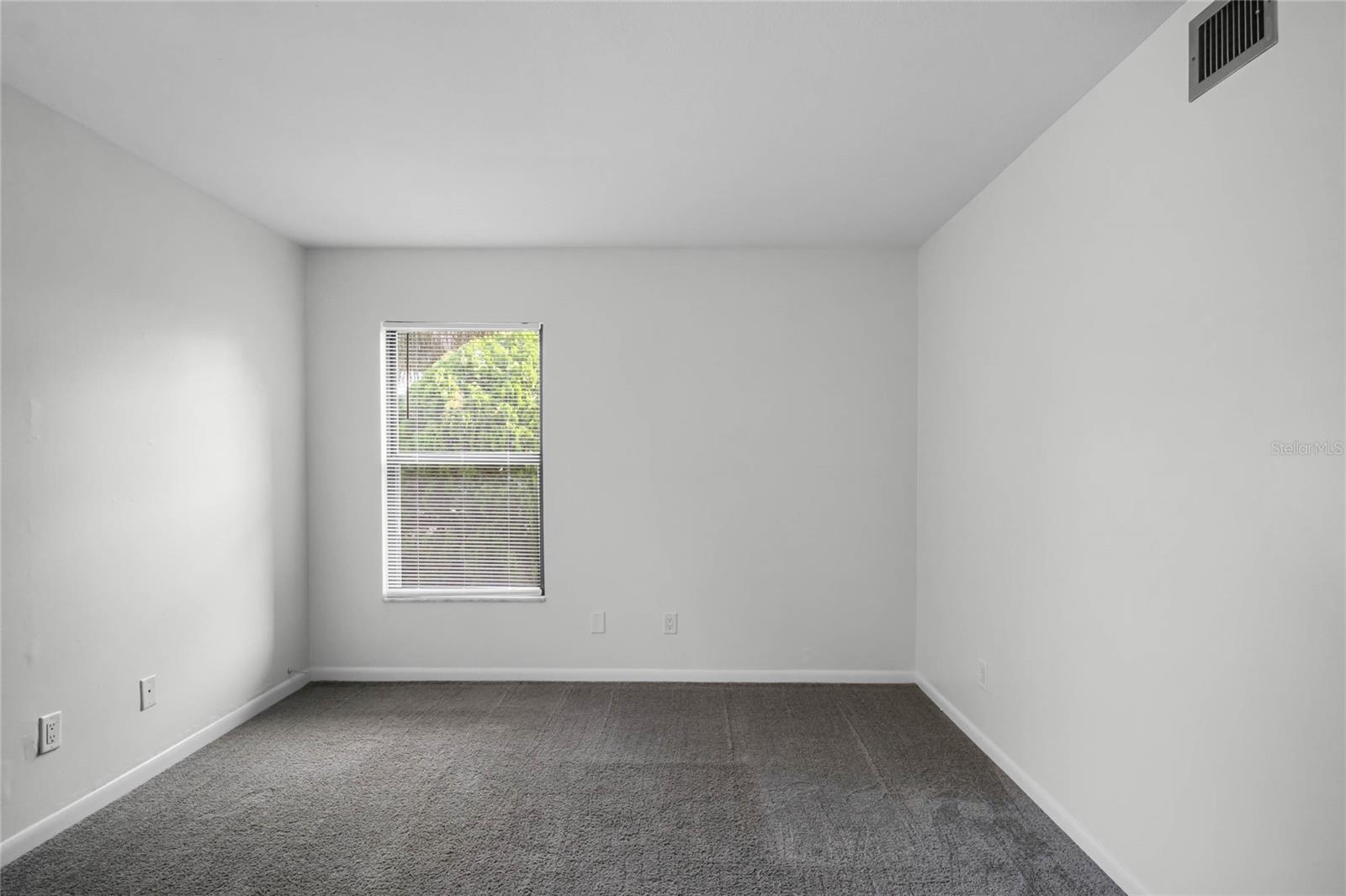 MOUNT DORA TOPKINS BLKS 06 & 07 - Residential Income