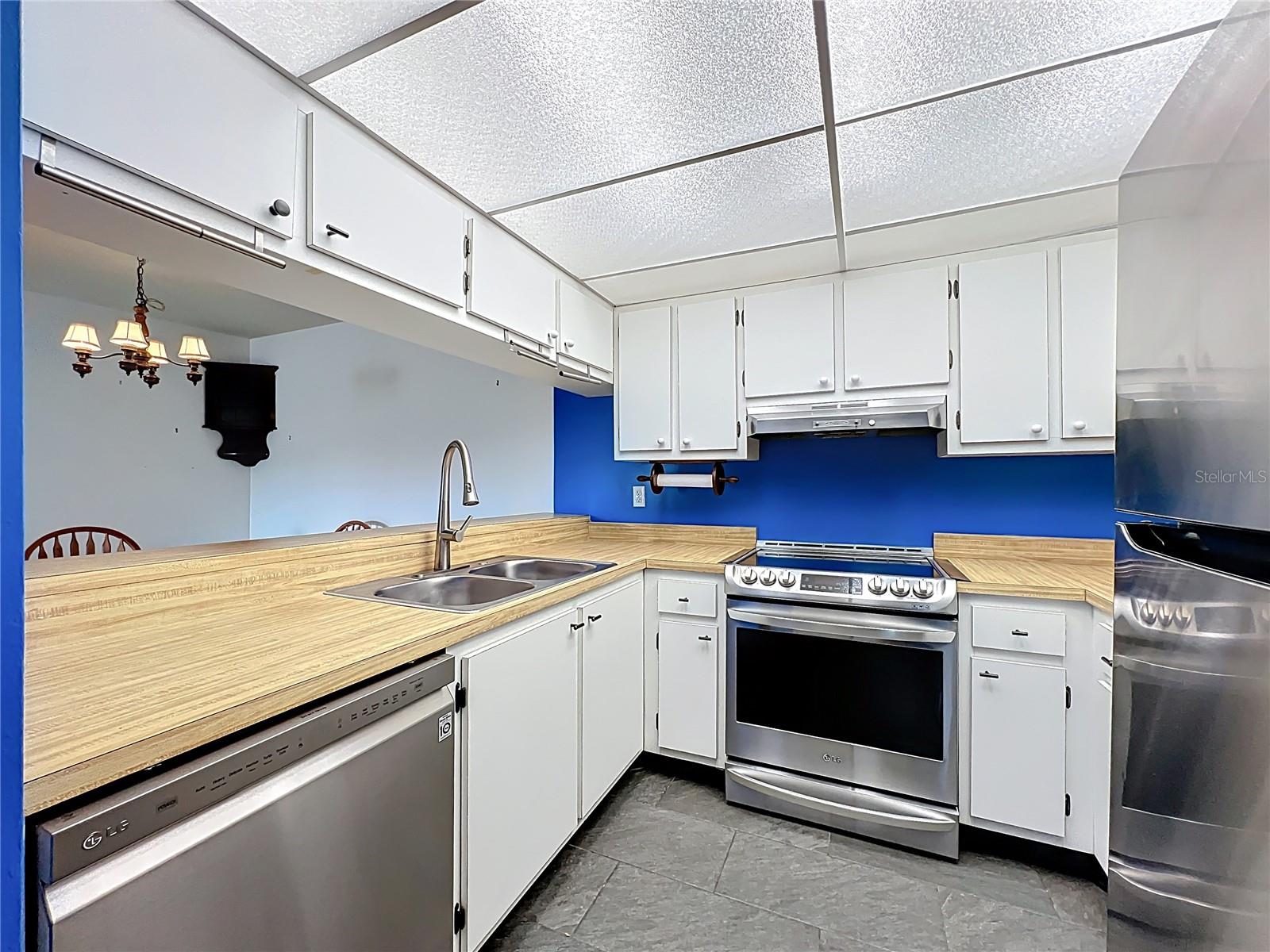 VILLAGE BROOKE SEC 3 - Residential