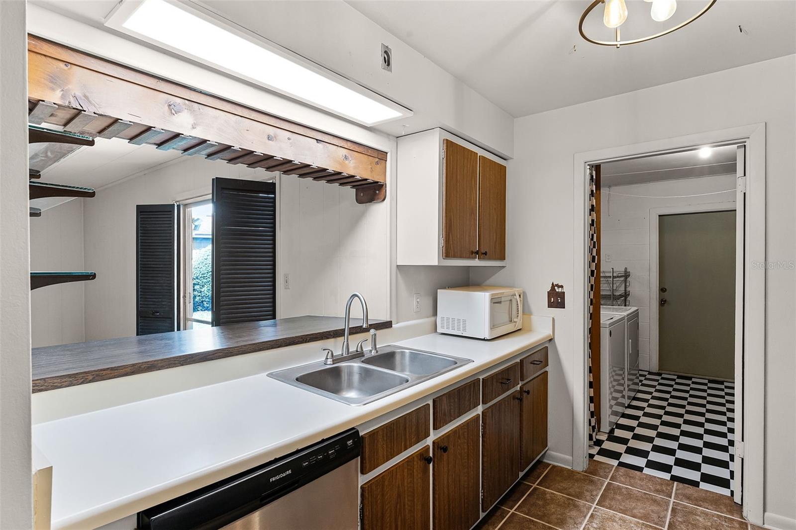 BRENTWOOD HEIGHTS - Residential