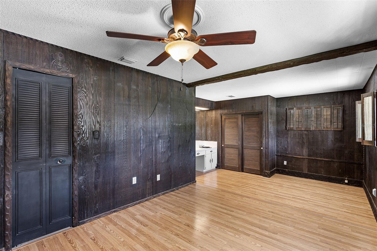 BRENTWOOD HEIGHTS - Residential